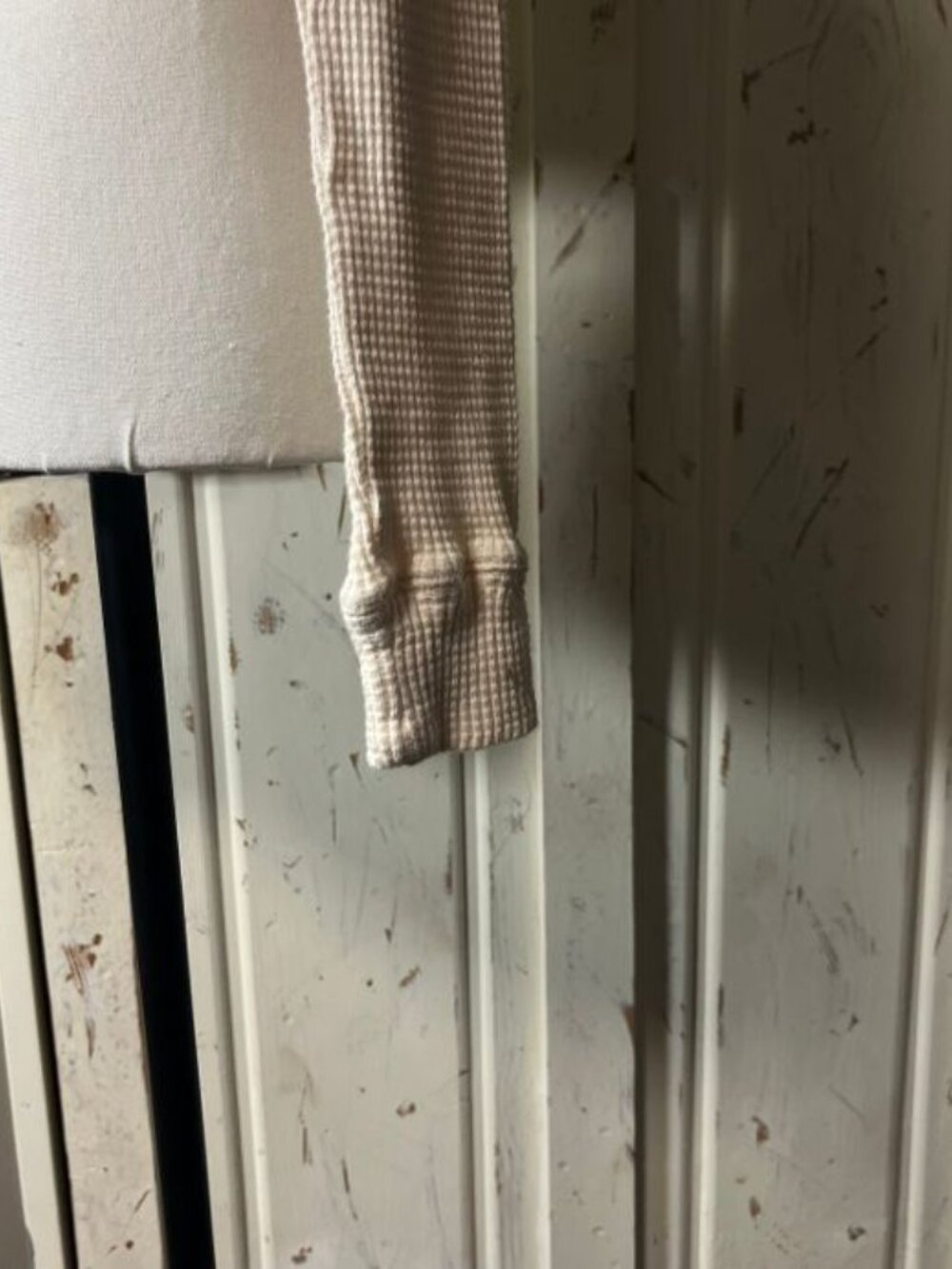 Crop Knit Top. - Picture 2 of 5